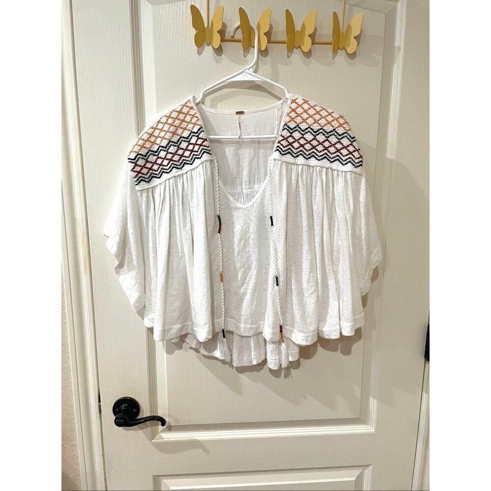 Free People Embroidered Tassel Trim V neck Dolman Sleeve Blouse size Small